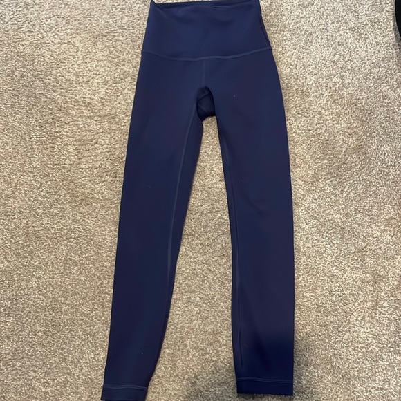 Lululemon Wunder Train Capri - Picture 1 of 4